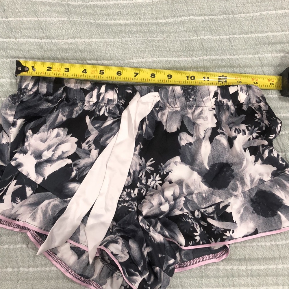 NWT VS satin sleep set - Picture 5 of 6